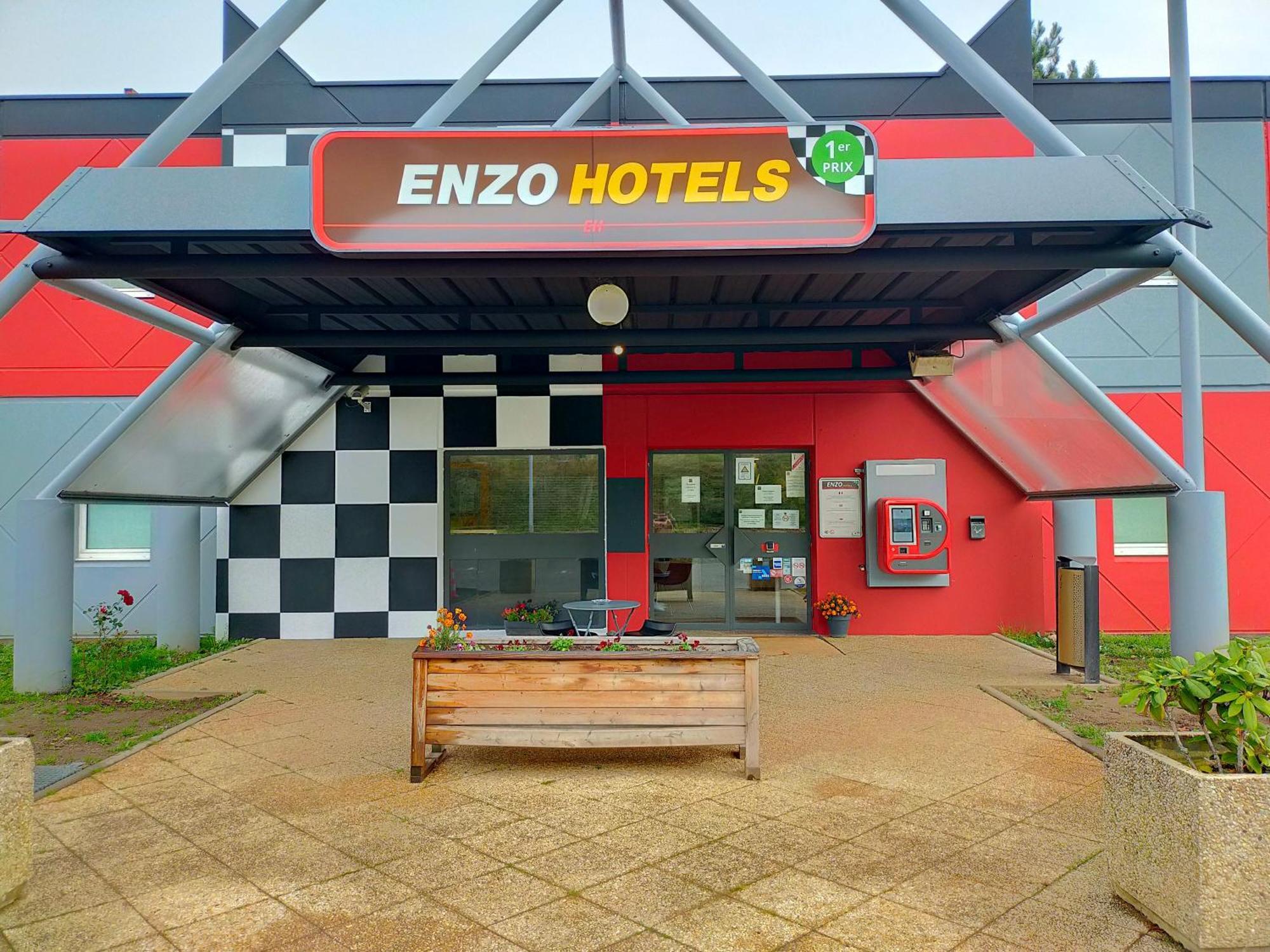Enzo Hotel 1Er Prix Coudes エクステリア 写真