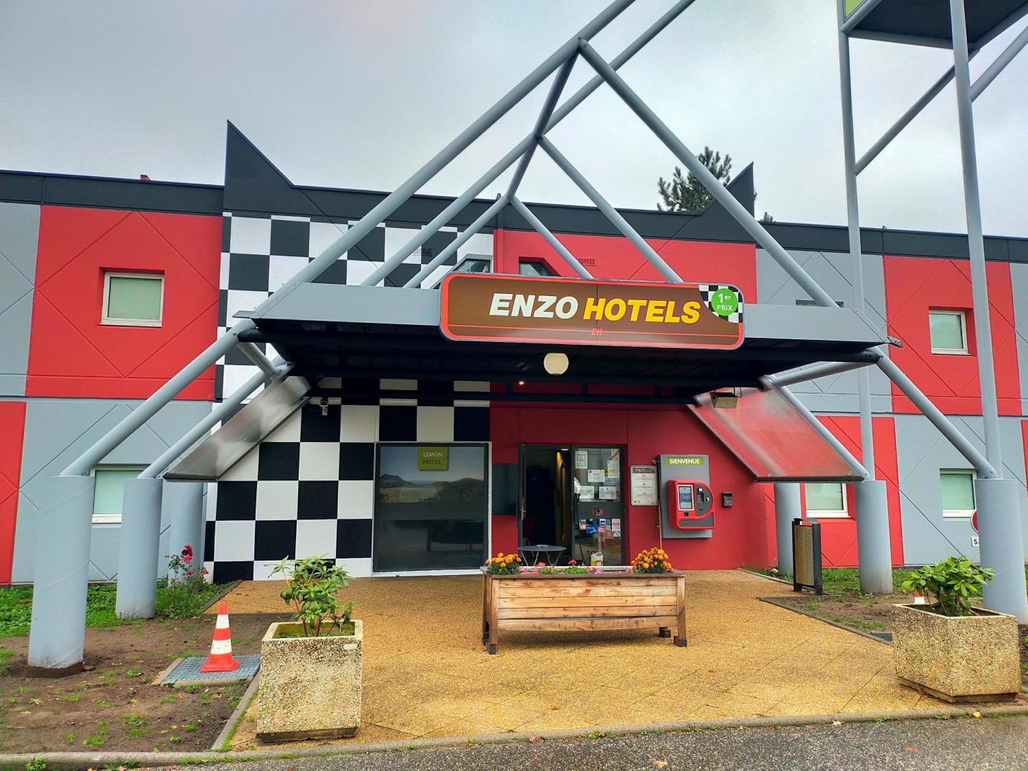 Enzo Hotel 1Er Prix Coudes エクステリア 写真
