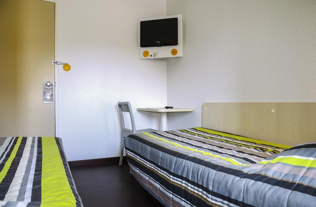 Enzo Hotel 1Er Prix Coudes エクステリア 写真
