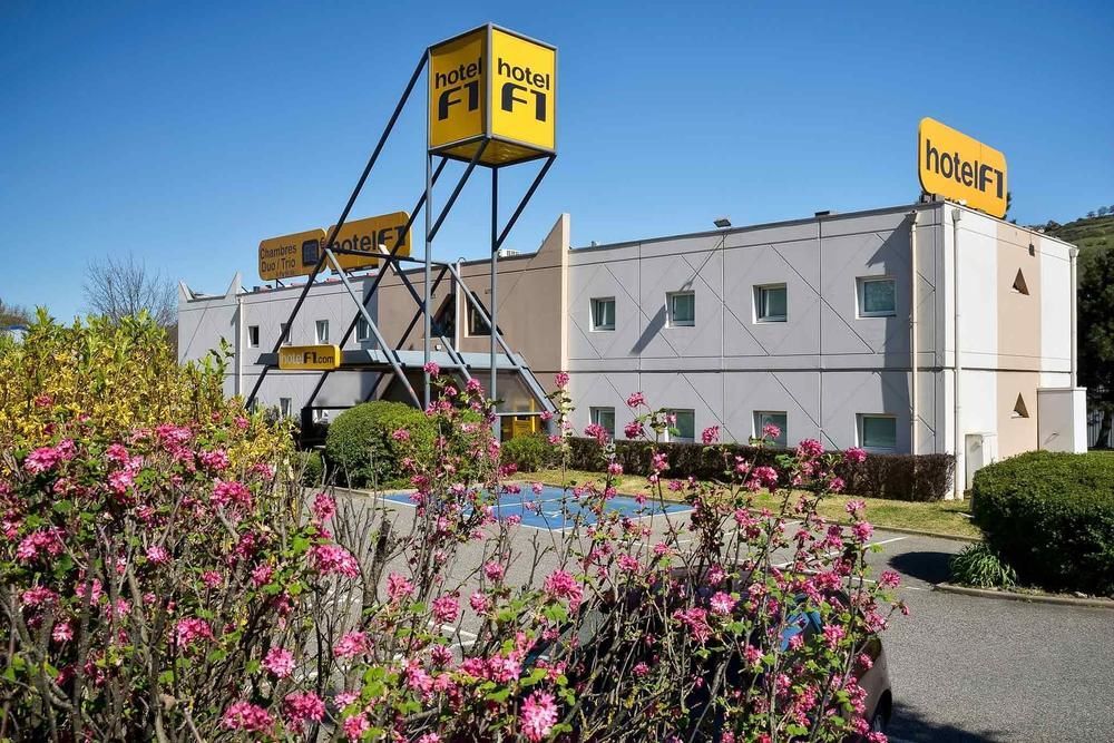 Enzo Hotel 1Er Prix Coudes エクステリア 写真